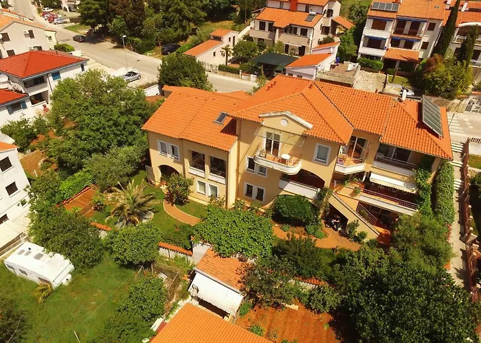 Alexandra Διαμέρισμα *